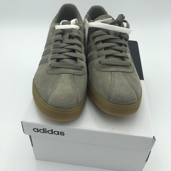 Adidas Courtset Women’s Shoes - Picture 2 of 5